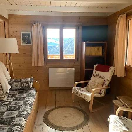 Le Char Appartement *